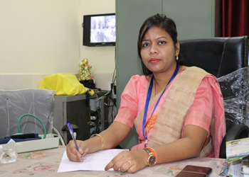 Dr. Sangeeta Mandle